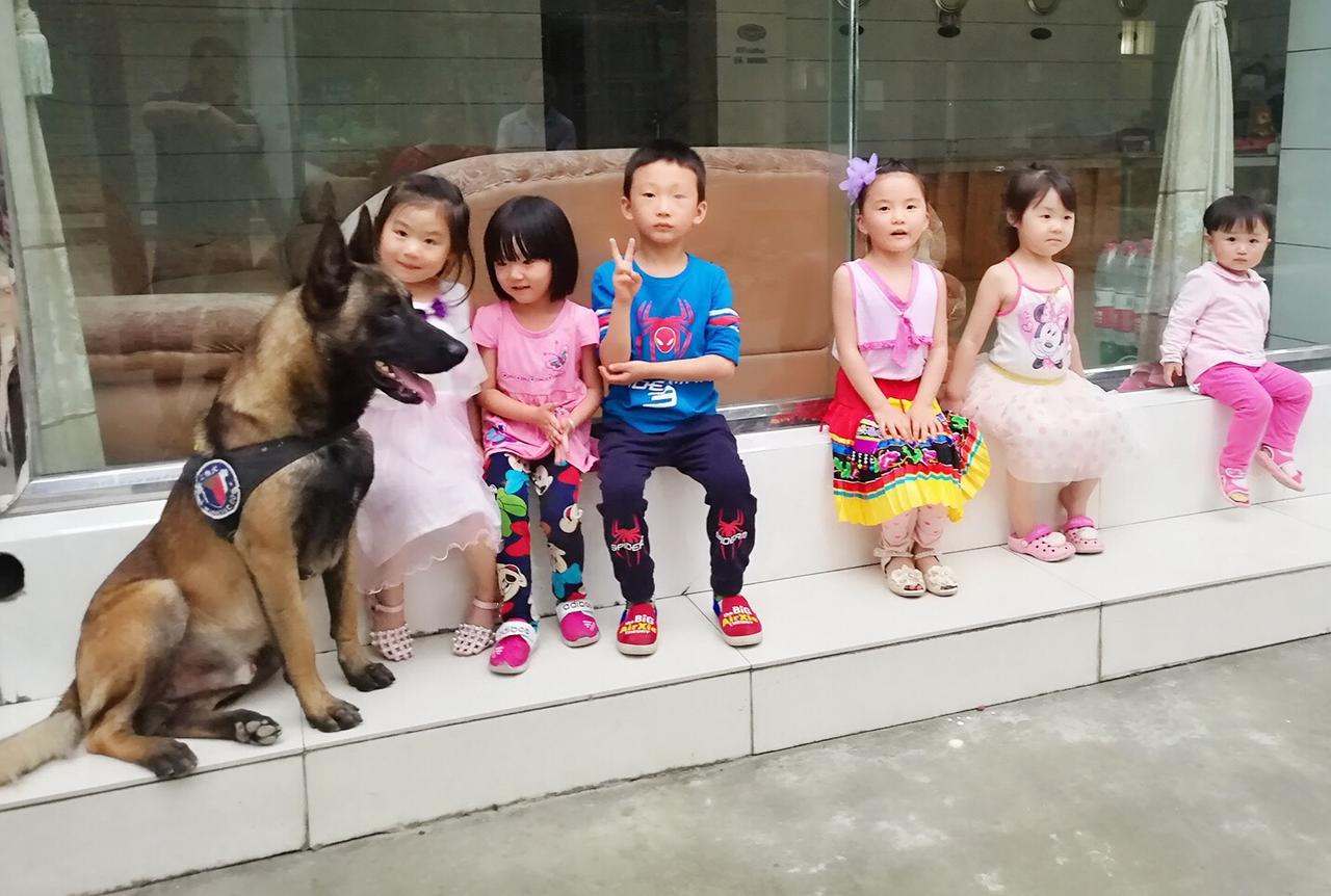 Zhangjiajie Jijiehao Inn Exteriör bild